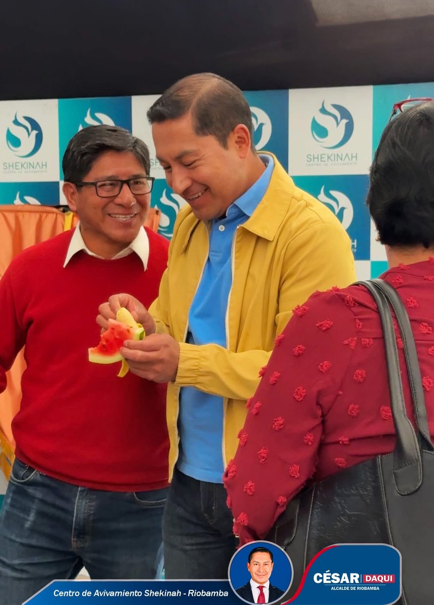DaquiCs's tweet photo. 📌 Gracias al barrio San Pedro, al Centro de “Avivamiento Shekinah” del cantón #Riobamba, un lugar donde se alaba y se honra a Dios, mi gratitud por la invitación y por recibirme con tanto cariño. Sus abrazos, sus palabras y sus muestras de afecto me motivan a seguir adelante. https://t.co/sWAY2oeJyA