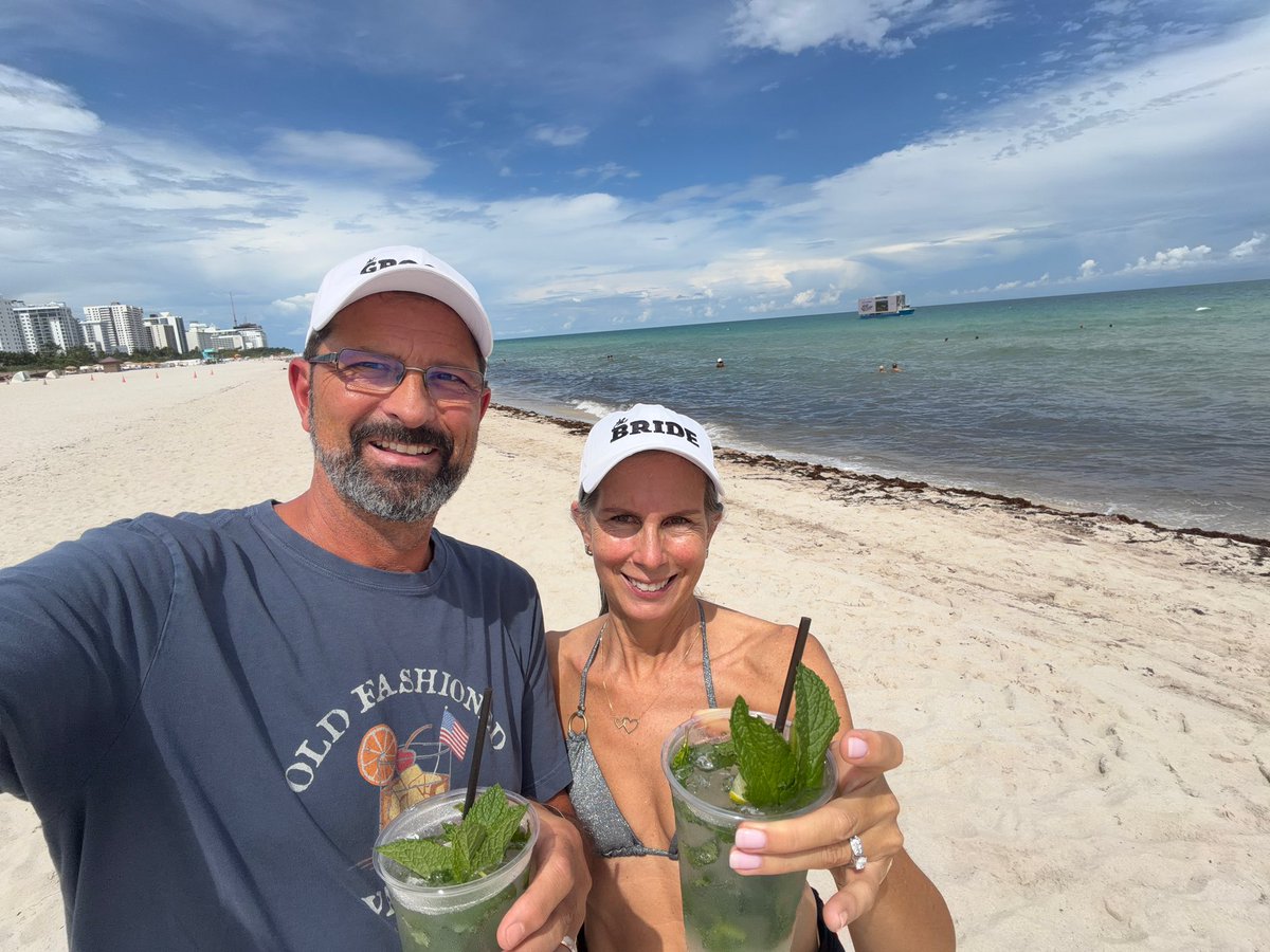 DougWalls15's tweet photo. @OH_lindzbreezy @stevenkwanshat Not in Miami! Honeymoon has begun! https://t.co/8UopxpX9Nj