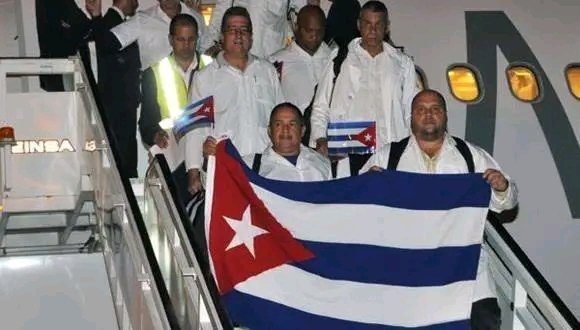 CMayabeque86454's tweet photo. Medicina, valor y solidaridad sin fronteras. 🇨🇺🩺#Mayabeque #CubaNoEsUnaAmenazaElBloqueoSí #CubaCoopera #CubaSalvaVidas https://t.co/qoSKvJV7O0