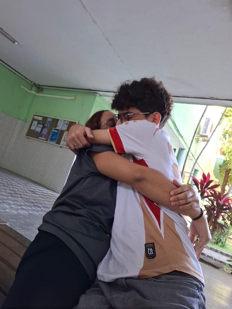 kitkath25_'s tweet photo. Eu e ele, dps dele ter levado 15 facadas minhas, 59 ameaças de morte, 27 crises de ciúmes e eu ter jogado o celular dle no lixo. Apenas romances calmos 💕🫶🏼 https://t.co/x3SwVbVetm