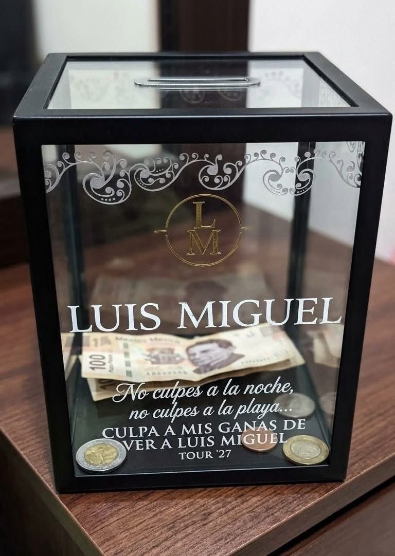Iuismiguelmx's tweet photo. Ya ahorrando para cuando salga los moleros de #LuisMiguelTour 2027 https://t.co/2JXUeWzEvK