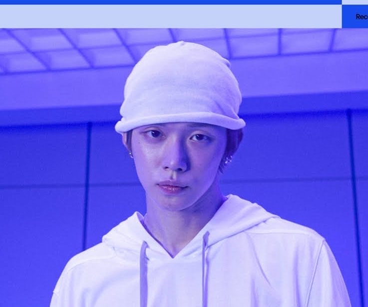 moachaaaaan's tweet photo. 黒髪で腕みっちみち(言い方)の
ヨン解き放たれててうぎゃあぁぁ🥺💗💗
ってなってたら急にきゅるるん顔も
流れてきて情緒おかしくなってるいま😵‍💫🙌💫💘 https://t.co/5H80meTJyu