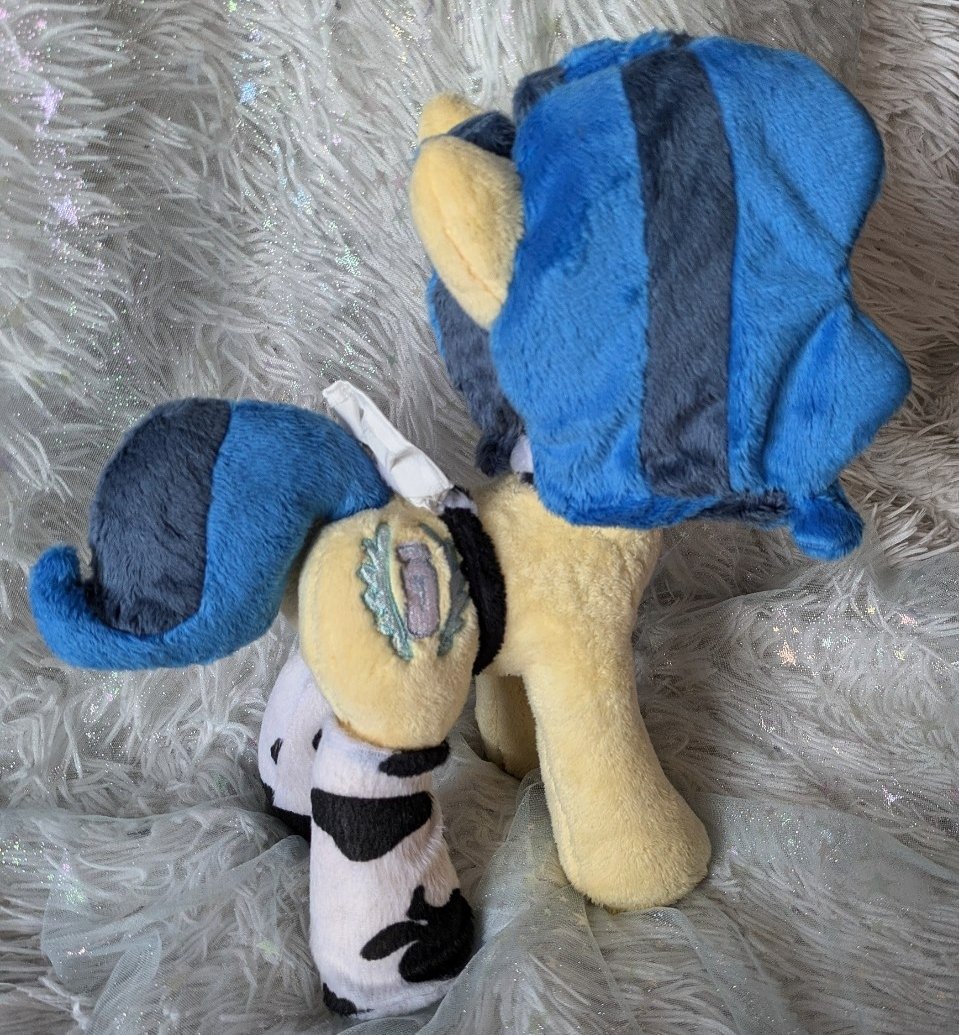 _kezumi_'s tweet photo. Plush Milky Way commission! 27 cm 
#mlp #milkyway https://t.co/6fkVsQmLnX