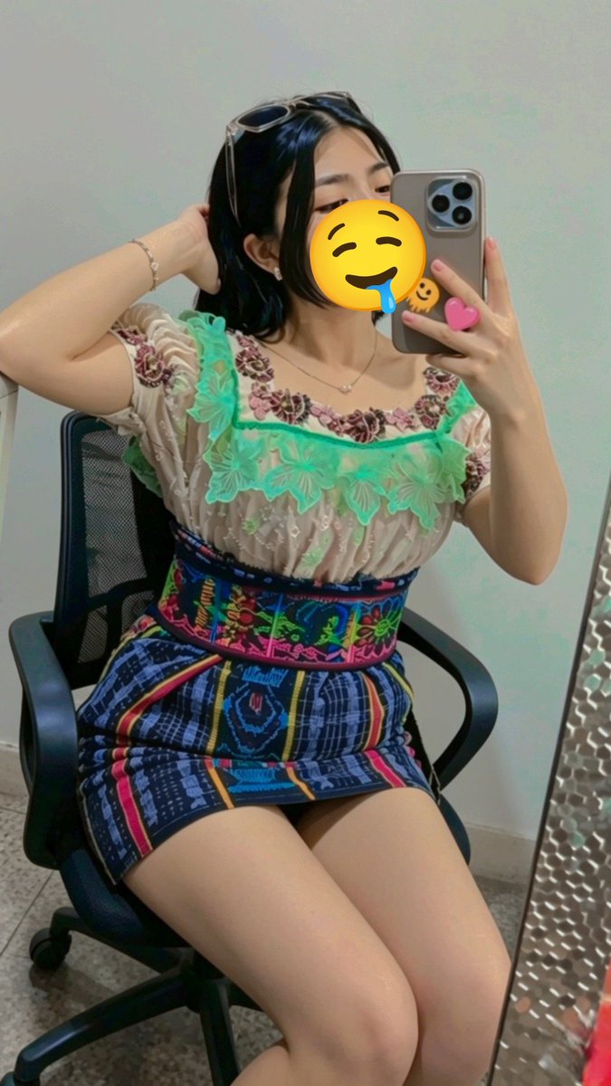 Meylin1478032's tweet photo. Ando babeando debajo de mi corte  💦🤤 si gustas comprar mis fotitos calientes te espero en Msj 🩷 https://t.co/HJY36Oarn4