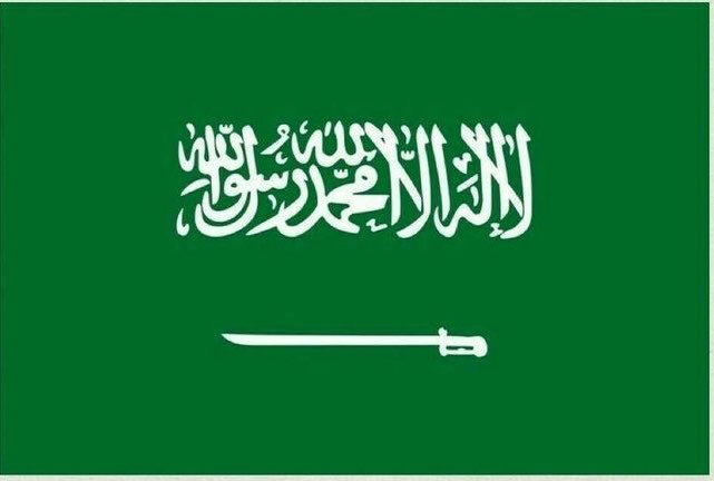 Aysshaksa's tweet photo. #اليوم_الوطني_السعودي_٩٦ 

إلى وطني  العظيم الحبيب الغالي كل عام وأنت رمز الإنسانية أيها الوطن النبيل كل عام ونحن نفاخر  بأفعالك الكريمة والطيبة بين الأمم ، كل عام وأنت تتوشح  بثياب العِز والإزدهار والأمن والسلام 🇸🇦🤍 https://t.co/apDbAJ6532