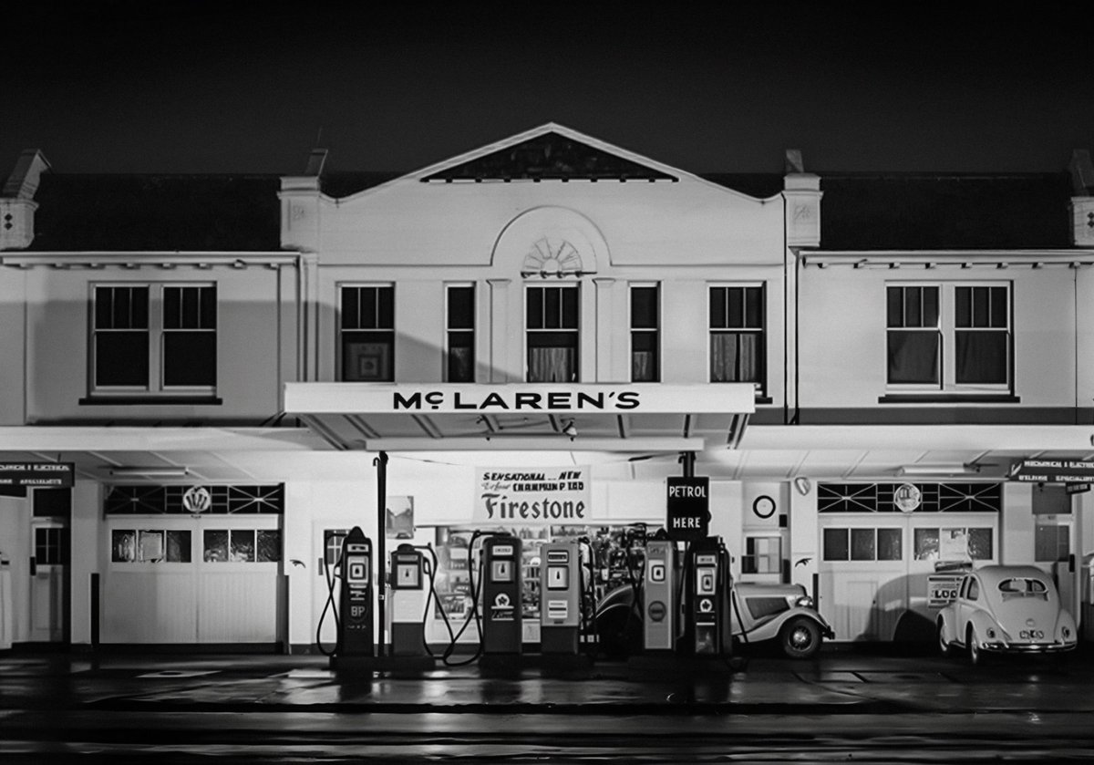 MotorWeek's tweet photo. A new era for @McLarenAuto begins as they reveal a new logo, inspired by the sign outside of Bruce McLaren's family service station.

What do you think about the brand's new identity? https://t.co/e7YQPl8S8W
