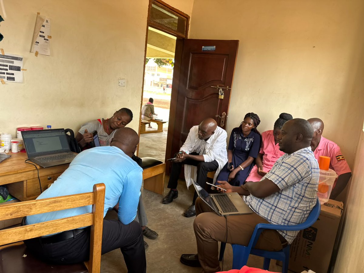 Anecca1's tweet photo. @Anecca1 conducted E-registry mentorship at Idudi HC III in Bugweri District under #ATESHHU. Digitizing patient tracking is critical to streamlining data &amp; accelerating the elimination of vertical transmission of HIV, Syphilis &amp; Hepatitis B. @MinofHealthUG @UNAIDS_UG https://t.co/rwfrTOq6Az