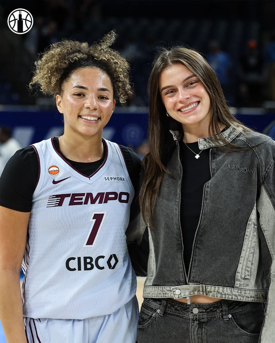 UCLAWBBmuse's tweet photo. GAMEDAY!!

☀️ connecticut sun vs. washington mystics ❤️

🎼 toronto tempo vs. chicago sky 🩵 https://t.co/ThC1x8DpkQ