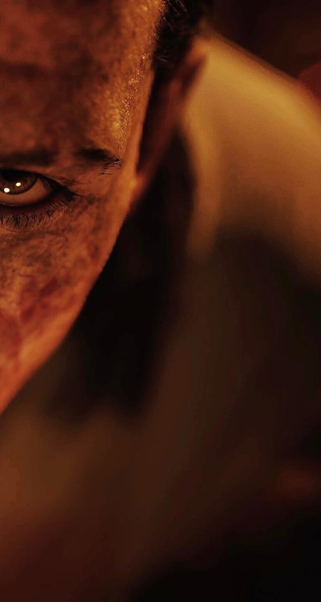 melscanvas_'s tweet photo. [give in to the hunger] 🩸 https://t.co/VOFJvaGUrW