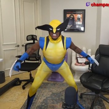 YourDailyPLG's tweet photo. YourRAGE's X-Men costume vs Silky's X-Men costume😭 https://t.co/USsJPNW6tM