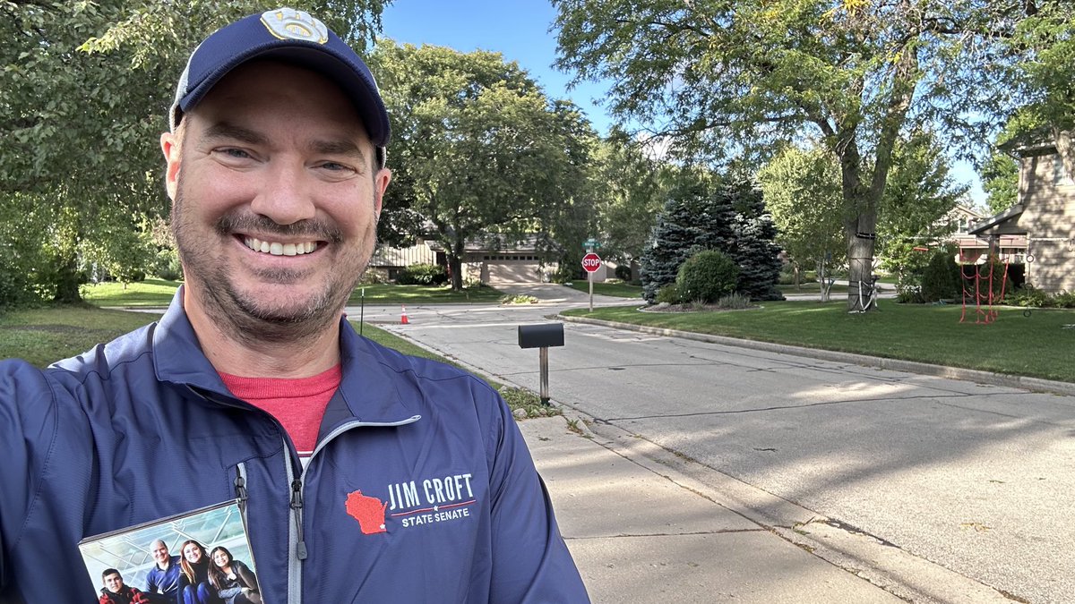 JimCroftWI's tweet photo. It’s a great afternoon to be out talking to voters!

With 6 weeks to go until Election Day, every door knocked gets us closer to winning this thing. We have some great volunteers helping out but we’re always accepting more help if you want to make a difference this election! https://t.co/ZnWpBwVGZe