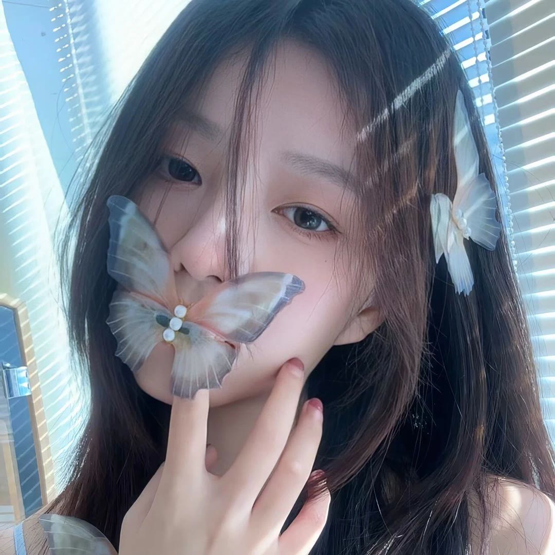 MozellNavadom's tweet photo. widthbefore今天也想认识新朋友～坐标先放这：绍兴附近。04年女生，165cm 50kg，平时有点宅，想扩扩圈子，可以先从聊天开始heartyou #约炮 #女大 #绍兴 https://t.co/KiR1zAmjXl