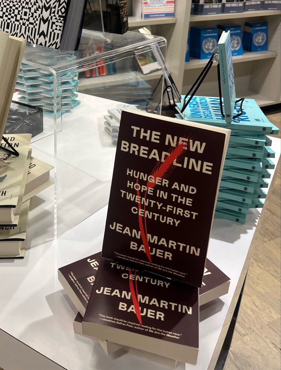CreoleBauer's tweet photo. 🌾The New Breadline 📕Spotted at the @UN bookstore! #UNGA81 https://t.co/QdHbGUMZau