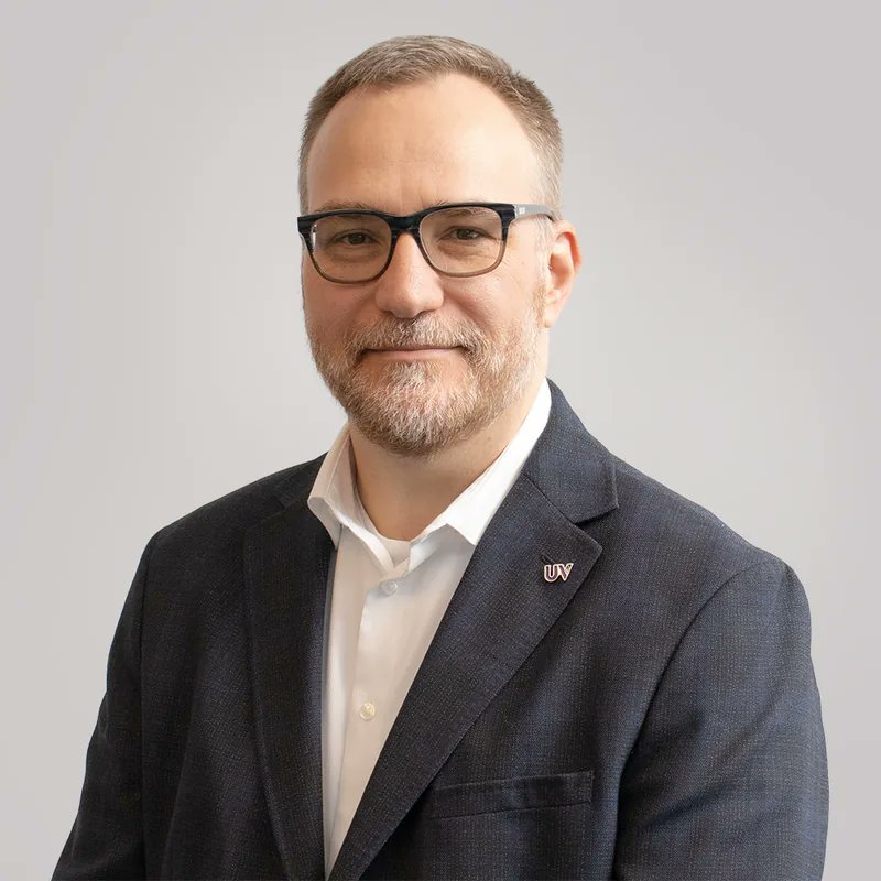POLARconference's tweet photo. 📅 The preliminary schedule for POLAR 2026 is live!
Oct 29, Le Capitole de Québec — Dominic Villeneuve, Jeff Man, Mark Pilon (Wiz) + a panel on M&amp;A.
The go-to event for cybersecurity leaders 🛡️
👉 https://t.co/VUErwYM1IX
#cybersecurity #infosec https://t.co/EDK0dZi28h