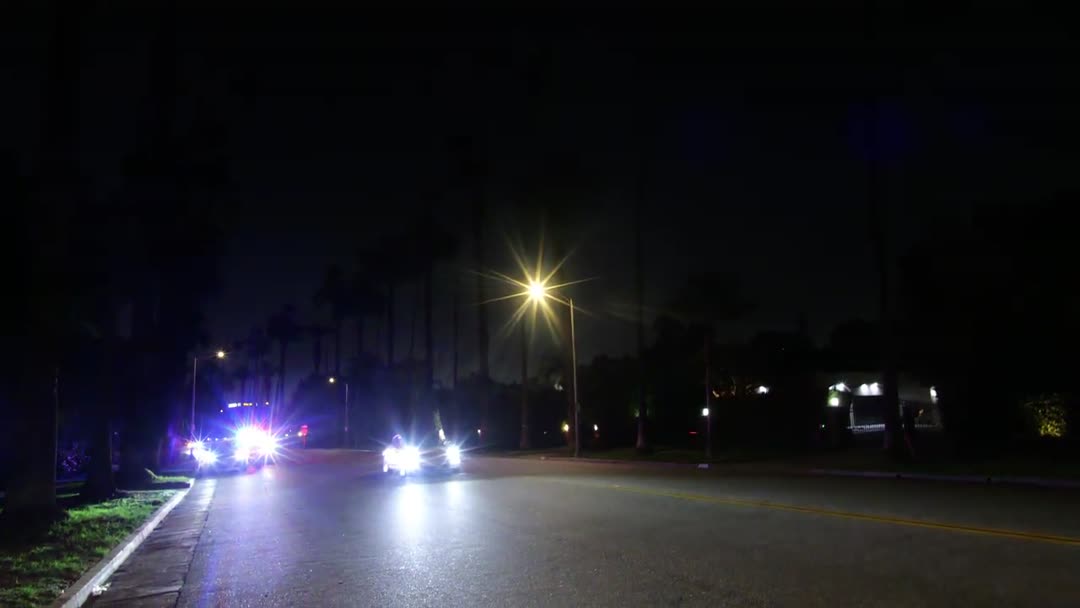 aperlas's tweet photo. Fashion film energy after dark hits different. Save this. Free LA Night Field Guide + practical night tips π https://t.co/CXMlCDD2SA
#lillith #LosAngeles #LANightlife #FashionTok #NightOut #Aesthetic #SoftLife #CityLights #ViralFashion #AfterDark #SofieSanFilippo #LATips #WestHollywood