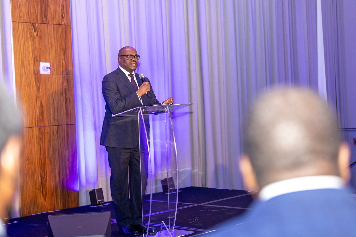 KIVUNEW12's tweet photo. Minisitiri w'Intebe Nsengiyumva yitabiriye i New York ibirori bwo gushyigikira Madamu Mushikiwabo, umukandida w'u Rwanda kuri manda ya 3 y'Umunyamabanga Mukuru wa @OIFFrancophonie. Yashimye ibyagezweho mu myaka 8, akemeza gushyigikira icyerekezo cye cy'iterambere ry'uwo muryango https://t.co/EPHwELgE1n