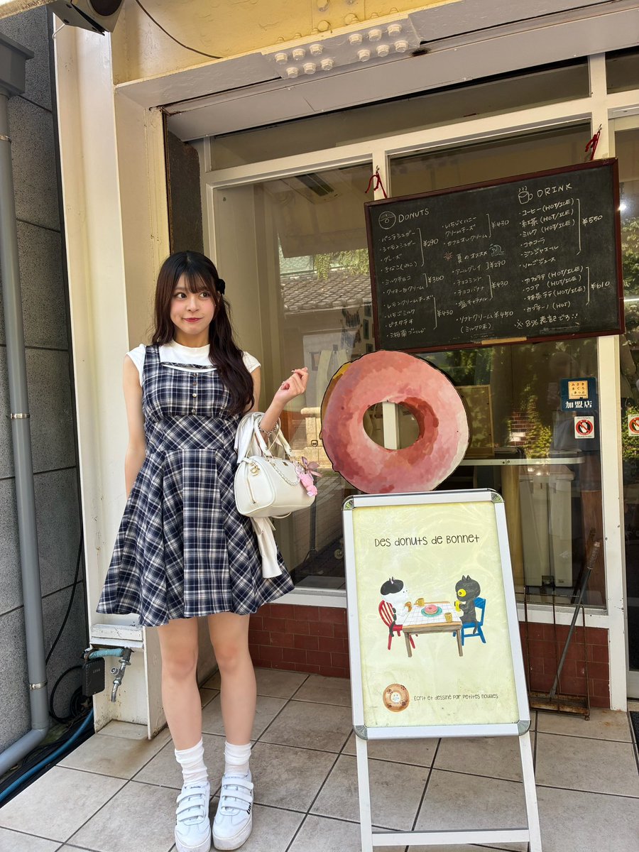 koyorin_nmb48's tweet photo. おはよう♡

これはまこさんからお下がりでいただいたワンピース♪ かわいいでしょ〜♪ https://t.co/D8ySJ7CqWs