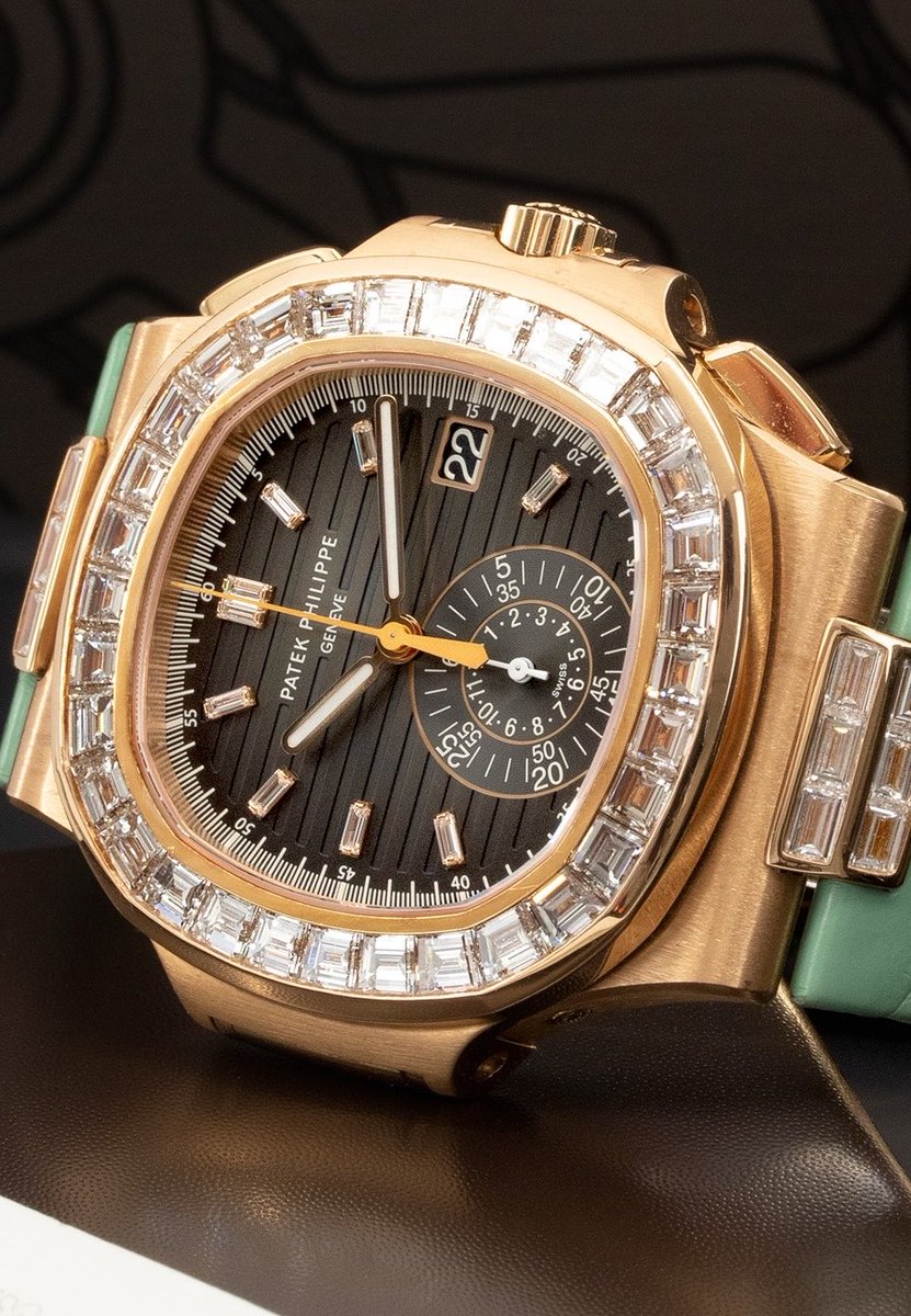 patekphilippe__'s tweet photo. Nautilus Chronograph 5980/10R https://t.co/cWFyfZSlFx
