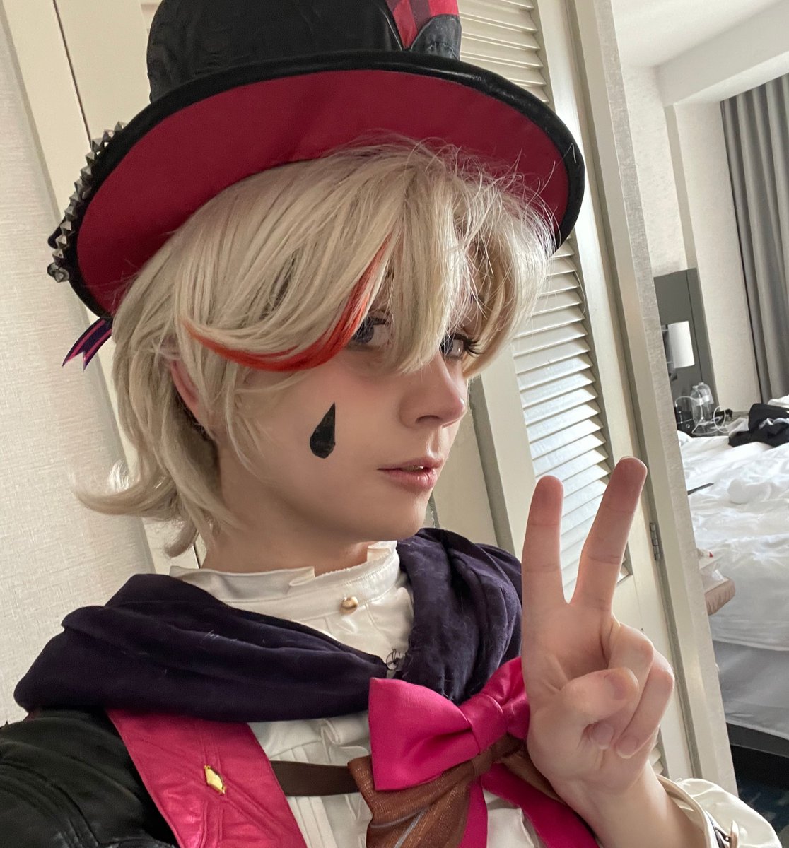 coumariin's tweet photo. i'm so bad about posting lol 
more magician boyo before 7.1 woah https://t.co/xC35o8ywVJ