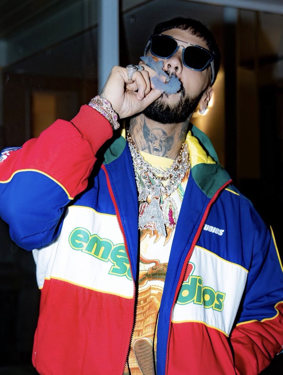 SyrupDrip27's tweet photo. “Mami Linda” se llamará la canción de Anuel y Clarent para el disco de Clarent que sale el 1 de octubre. https://t.co/o7jQqEGWnH