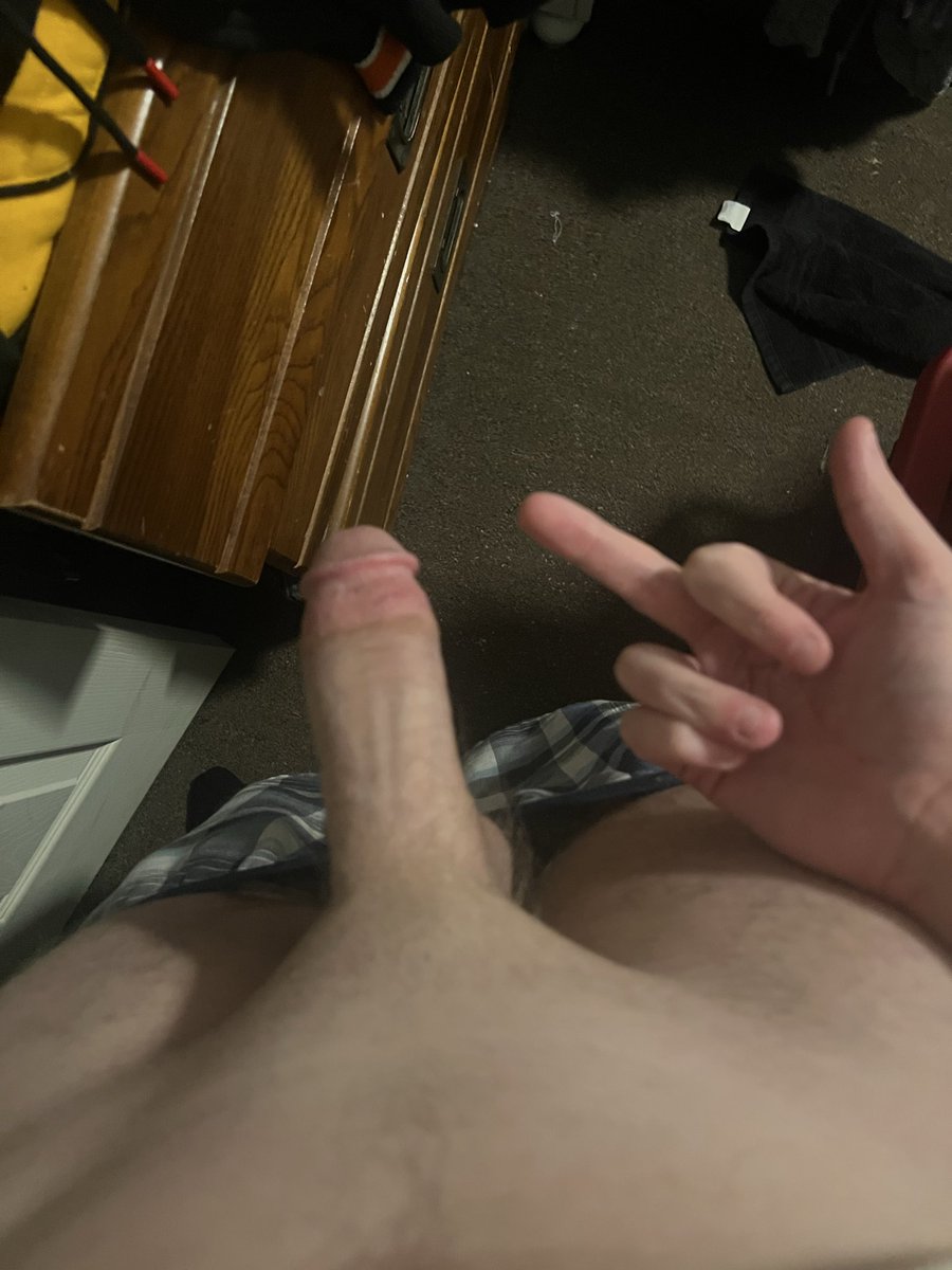 Kaynsav's tweet photo. Dm ass or tits to see my young nut.’ https://t.co/l9S6J0fHHG