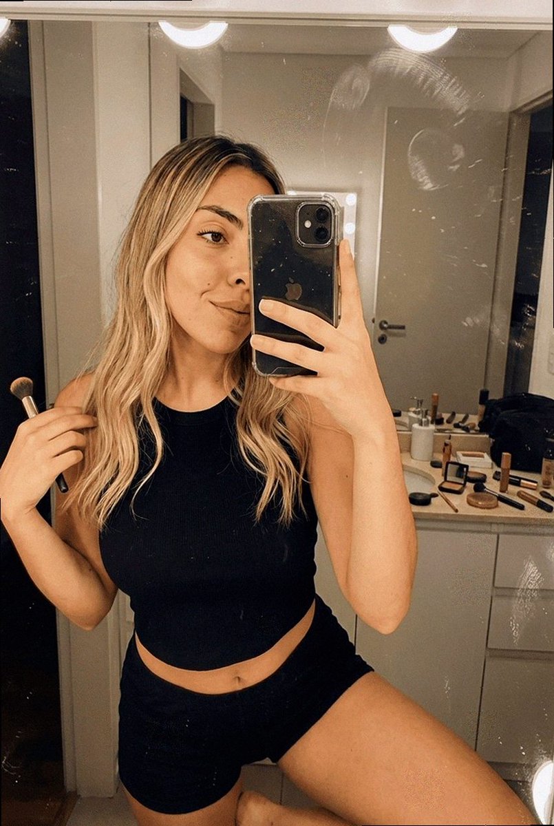 sofijune44's tweet photo. Be honest. Could I pull you? ngl https://t.co/sXEwjrtWjh