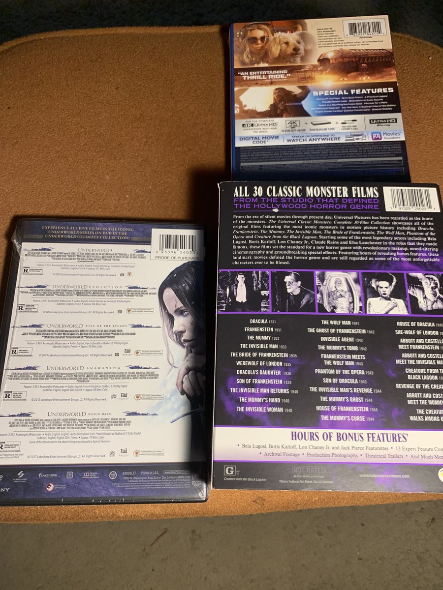 GundamStarForce's tweet photo. Movies I picked up today ! 👀👀👀👀 @Soundout12 @DCOfficial @UniversalPics https://t.co/qmiGHotJo4