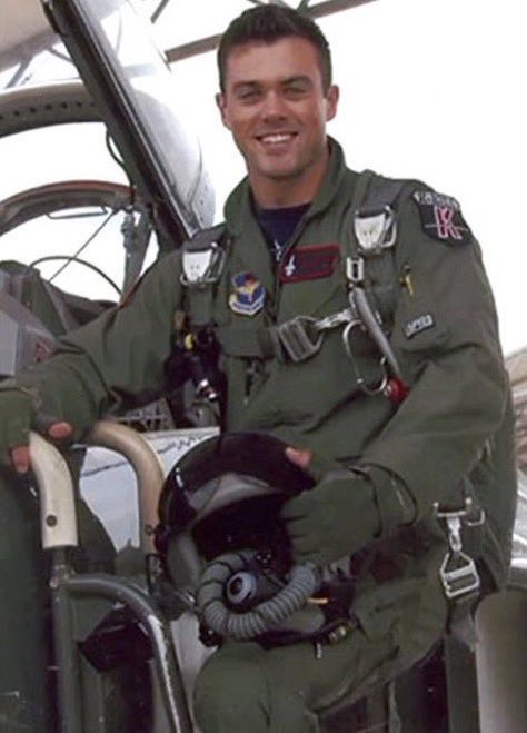 WHGrampa0's tweet photo. 🚨 BREAKING: Lt. Col. Matthew Lohmeier, who Biden FIRED for exposing rampant DEI in the Pentagon, has just been confirmed by the Senate as Under Secretary of the Air Force

WHAT A COMEBACK! 🔥

Well deserved, @matthewlohmeier! 👏

W.H.G https://t.co/ZdKMjx5zGb