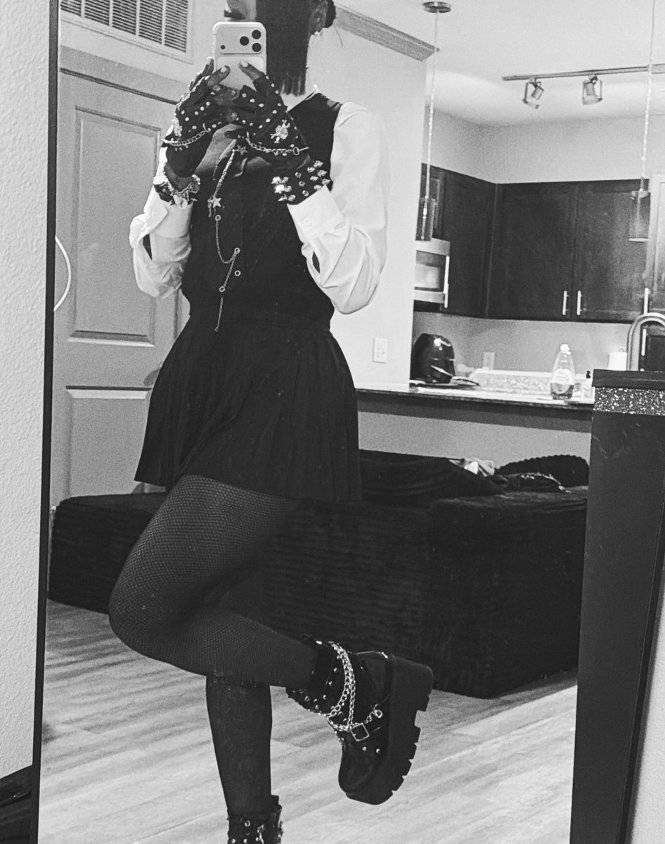 sydneytamia_'s tweet photo. https://t.co/785AtTOhaK