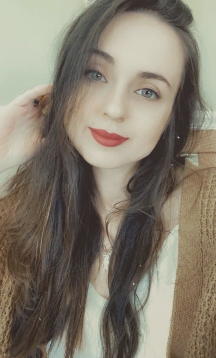 fwtgarden's tweet photo. Surrender control and I take the rest.✨
Structure. Discipline. Worship. Tasks that keep you useful. A place to drop the decisions you were never good at making.
Tribute first. Then we talk.😘
#Domme #Femdom #Findom #Goddess #Paypig #Finsub #BDSM #FemdomTwitter #FindomTwitter https://t.co/eOe9TEGiSo