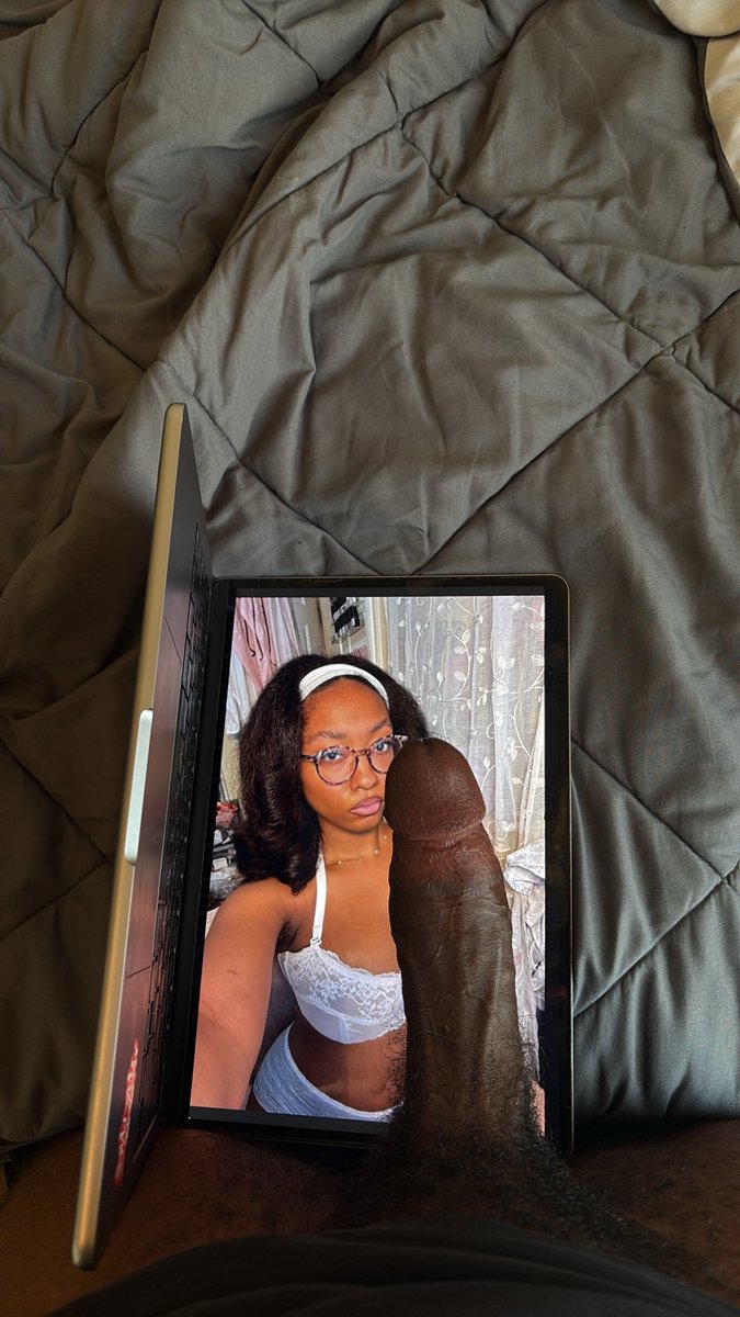 BBCoverslutz's tweet photo. I love this busty ebony bih🔥 #ebony #bigtits #pyt #cocktribute #bbc https://t.co/yeL7qDim6Z