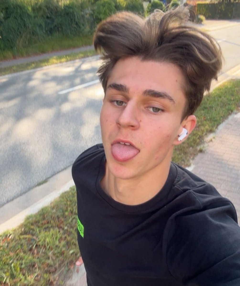 tolyyadams's tweet photo. KAI RILLAERTS 🔥🔥😍https://t.co/Mt1aMjo2Tk https://t.co/ai4UCeCeNe