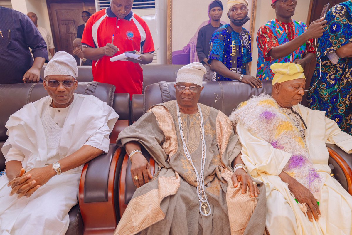 Sen_AdeolaYAYI's tweet photo. We were warmly received by the Regent Awujale and Ogbeni Oja of Ijebuland, Olorogun (Dr.) Sunny Kuku, alongside members of the Ijebu Interregnum Council, Council of Chiefs and other traditional leaders.

We were deeply humbled by the Regent’s recollection of our relationship with the late Awujale and Paramount Ruler of Ijebuland, Oba (Dr.) Sikiru Kayode Adetona, particularly his words: “Senator Yayi, the Awujale had no other candidate but you.” Papa was a father to us, and our love and commitment to Ijebuland will never diminish.

We discussed the development priorities of Ijebuland, including healthcare, education, security, infrastructure and economic opportunities. We also welcomed the proposed Ijebu Development Agenda and assured our traditional leaders that we would carefully consider its priorities within our broader plans for Ogun State.

We equally reaffirmed our support for the aspiration for the creation of Ijebu State and highlighted the enormous economic potential of the Ogun Waterside and coastal corridor, particularly through port development, oil exploration and other investments capable of transforming the economy of Ijebuland and Ogun State.

We appreciate the Regent, the Council of Chiefs and the entire traditional leadership for their warm reception, prayers and constructive engagement. Together, we will continue to pursue a development agenda that ensures every part of our dear State moves forward.

ITESIWAJU IPINLE OGUN!