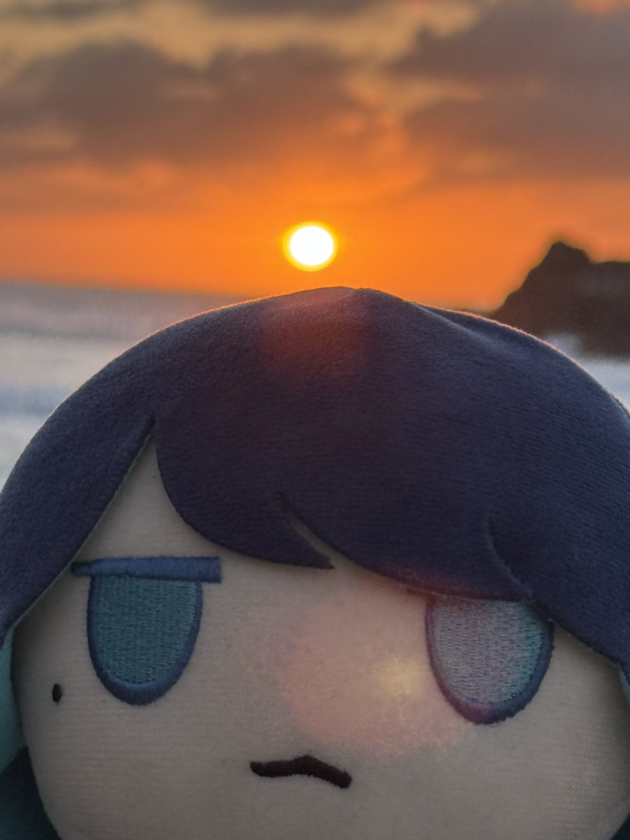 GR_Ado_'s tweet photo. ( .⩌  ̫ ⩌ ) 🌅おはようございます🌅 ( .⩌  ̫ ⩌ )   
　自撮りしてみたよ！　　　　シルバーウィークも最終日になりました。　今日はプラネタリウムと超かぐや姫見に行こうと思うよ！ https://t.co/7IX00TJBix