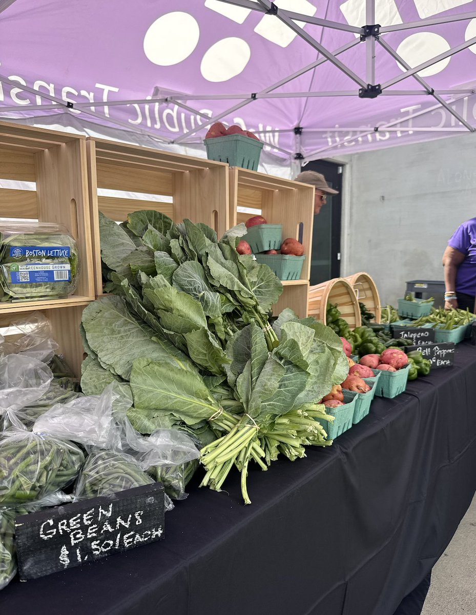 WeGoTransit's tweet photo. Wednesday afternoons, right along the route. 🚌🥬

WeGo Market is back with fresh, locally grown produce right outside WeGo Central. Whether you’re catching the bus, heading home or just passing through, stop by, grab something fresh and support local community farmers while you’re at it. 🍅🌽

📍 4th Avenue North at WeGo Central
🗓️ Every Wednesday through Nov. 18
⏰ 3–6 p.m.

Powered by Cul2vate + The Nashville Food Project.

See you at the market. 🫶🏾🚌