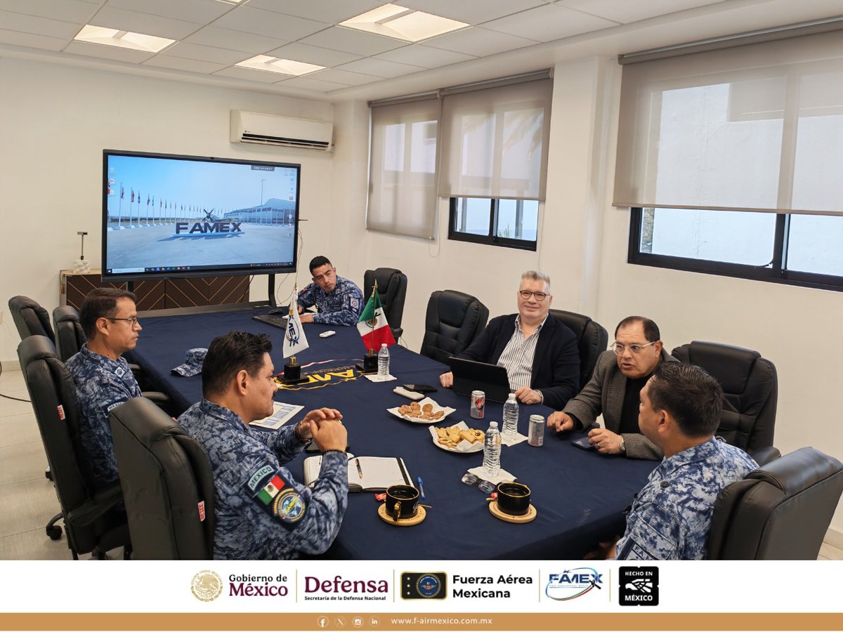 FAMEXTweet's tweet photo. ✈️🇲🇽 Coordinación estratégica para FAMEX 2027
Reunión del DG de FAMEX con Luis G. Lizcano (FEMIA) y Juan Nájera (CTA MX) para reforzar la colaboración del sector.
📅 21-24 abr 2027
📍 Santa Lucía, Edo. Méx.
🌐 https://t.co/zZ4id7AUCZ
#FAMEX2027 #FEMIA #CTAMX https://t.co/TA1p8PQtus