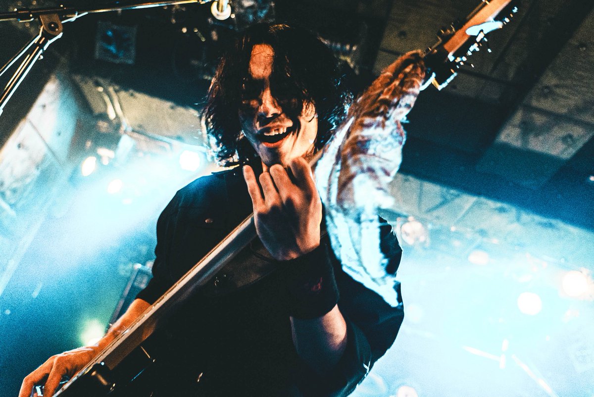 ryo_pandemix's tweet photo. 2026.09.10 心斎橋soma
最高の夜でした!
ありがとうございました!
#band #Live #PANdeMIX #ベース #ハードロック https://t.co/3rZujuf9UJ