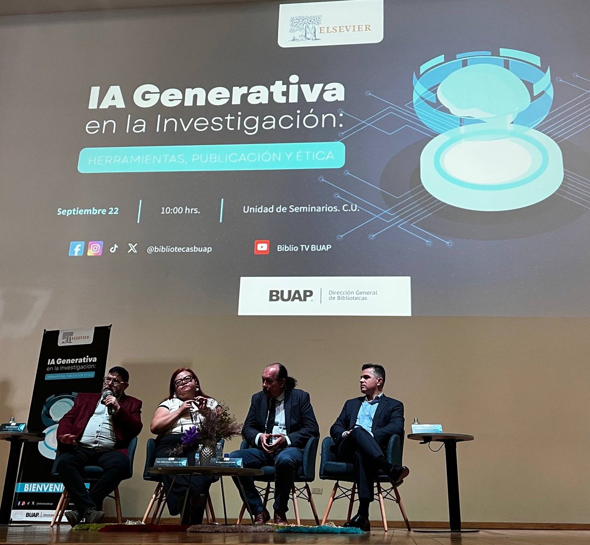 MgBranding's tweet photo. En el panel de expertos, una reflexión de mi amiga la Dra. Eloísa Shengli Chidian y que los integrantes del panel coincidimos en la era de la IA:

“La creatividad es el recurso más valioso que tenemos. Debemos evitar, a toda costa, que se apague esa llama intelectual que nos hace humanos.”

La IA puede amplificar nuestras capacidades. Pero preservar la creatividad, el criterio y la imaginación sigue siendo nuestra responsabilidad. 🧠✨