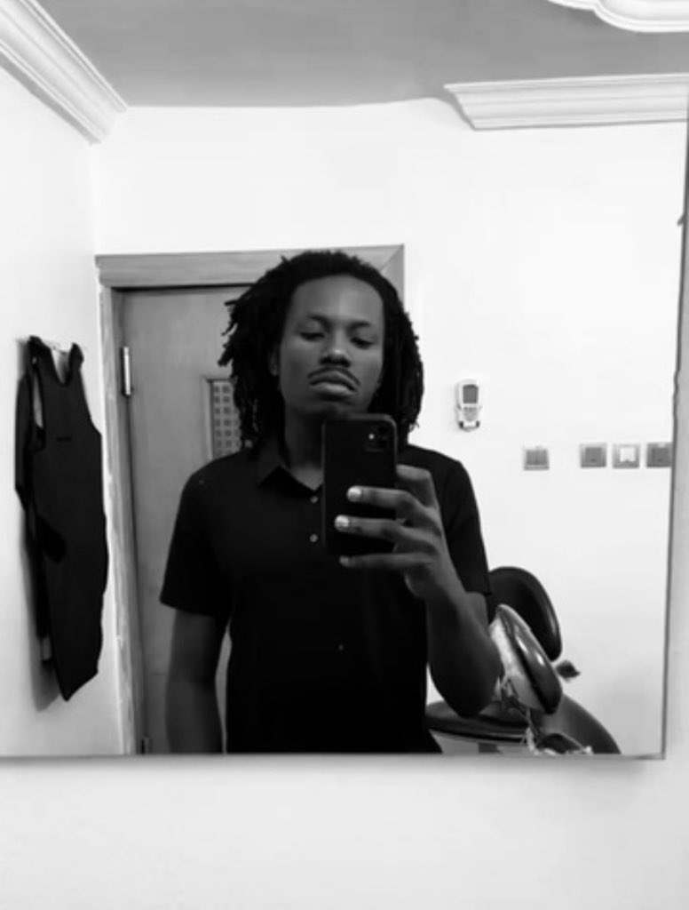 cashmainmain's tweet photo. Check the scoreboard➕

                         Black Tape 🔜

https://t.co/3tC0JWyNOV https://t.co/dDdSqdSNpU