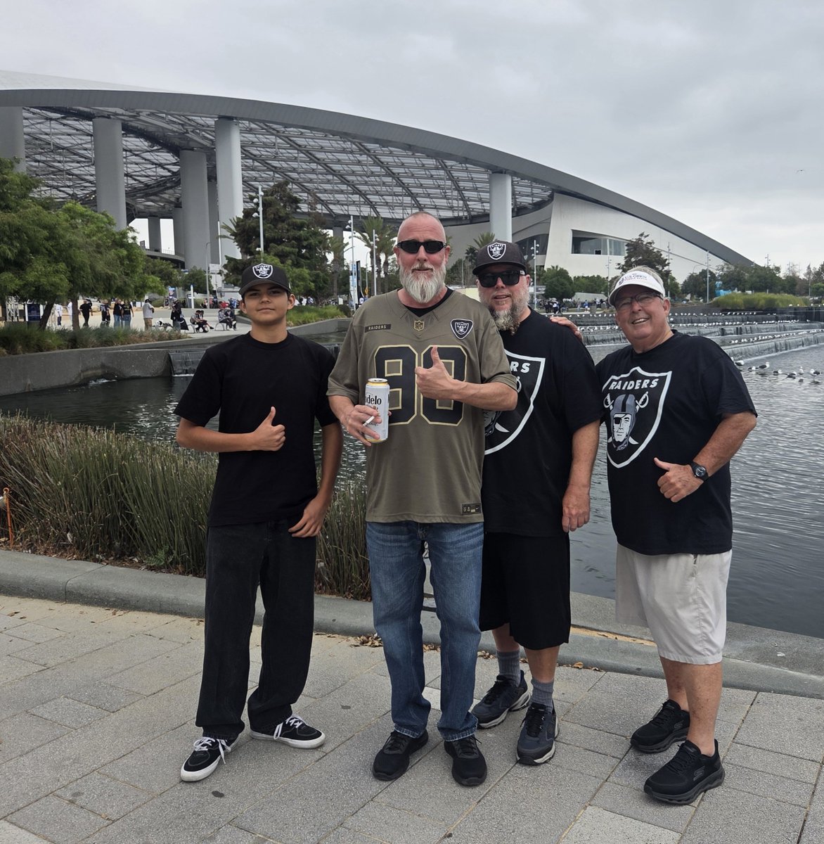 d1dannyd's tweet photo. @OaklandRaider52 #Raiders https://t.co/xPm6OrWcu3