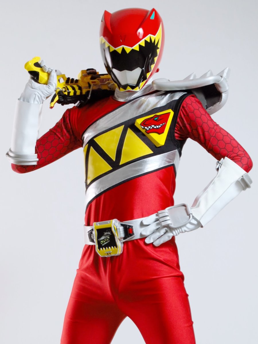 kai003001's tweet photo. 牙の勇者！
#cosplay #キョウリュウジャー #キョウリュウレッド #岐阜ビルフォトスタジオ
📸: 自撮り🤳 https://t.co/Zok2mOSymc