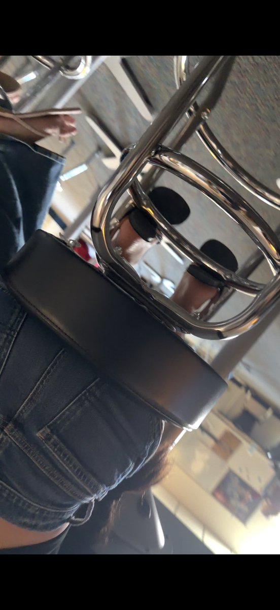 jay_maryinez's tweet photo. #candid #feet #goon #creepshot #hs #candids #ass https://t.co/rIhxYXqlwm