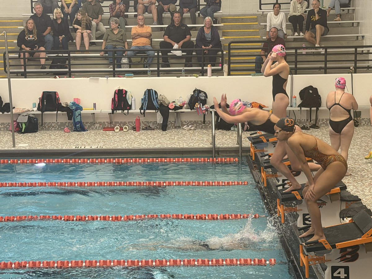 byronhsad's tweet photo. The Tigers defeated Freeport today in the natatorium!  #ByronTigers #TigerPride https://t.co/xWhegprkcS