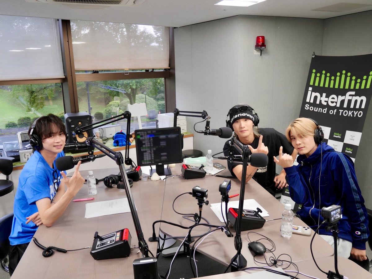 DefClass_'s tweet photo. \ THANK YOU!!!  /

本日、CLUB CITTA’会場限定で
『Bring The Juice Radio #0』をお届けしました📻

初回放送もお楽しみに🔥

#Juice897 #JuiceRecordings
#JAMHEADS #DefClass #LSTHOPE https://t.co/Dlj6lKRz0U