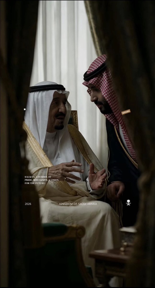 Prof_Aljoud's tweet photo. وطني ليس أرضًا نعيش عليها فحسب
بل قلبٌ ننتمي إليه و ذاكرةٌ تسكننا و مجدٌ نفتخر فيه كل يوم 

يا وطن دمت لنا أمنًا و عزًا و فخرا 
و دامت رايتك عالية و مجدك خالدًا و فخرنا بك لا ينتهي
#اليوم_الوطني_السعودي_٩٦ 🇸🇦🤍 https://t.co/SQ4JjoIozr