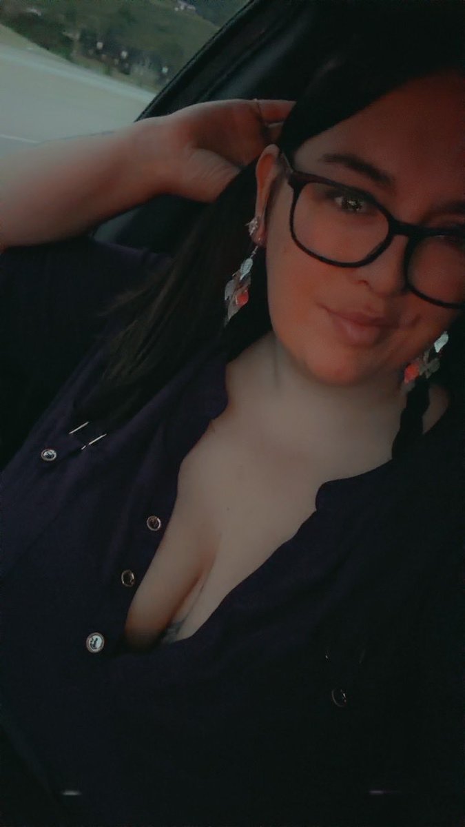 yournewfavbbw's tweet photo. Ready to go home and take these clothes off https://t.co/ZDs8iZW1YV
