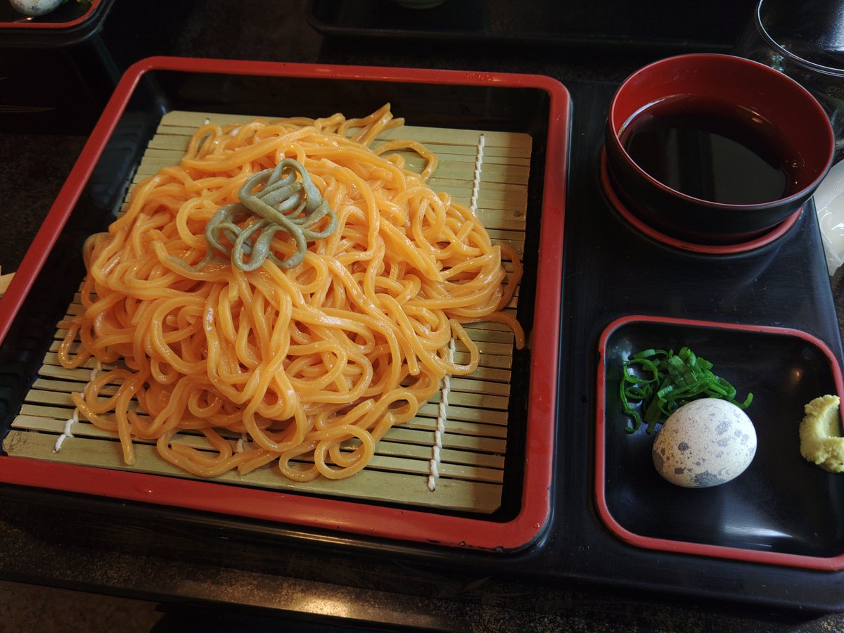 komainu556's tweet photo. 柿うどん…
法隆寺門前にもマウンテンがありました… https://t.co/Nb9wazjJW5