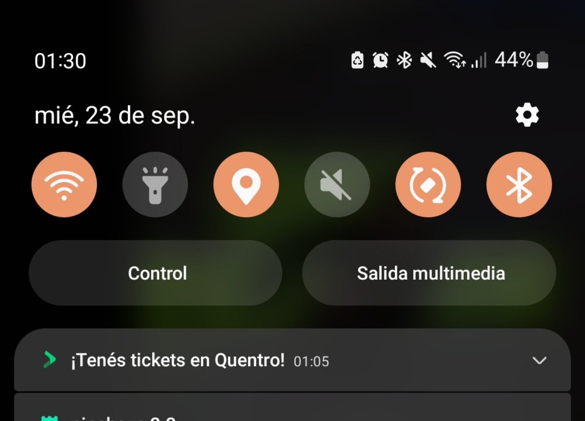 purpleshikon's tweet photo. que raro q tickets serán 🤔 https://t.co/UHdMs8JrsY
