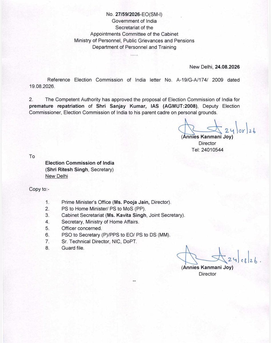 arvindgunasekar's tweet photo. A cracker of a story by @RitikaChopra__ 

Days after two Elections Commissioners wrote (July 29) to Cabinet Secretary over the functioning of the Commission, two Deputy Election Commissioners moved out of the ECI.
Gyanesh Bharti on Aug 10 (Andaman CS) and Sanjay Kumar on Aug 28. https://t.co/SF0VB2H8r3