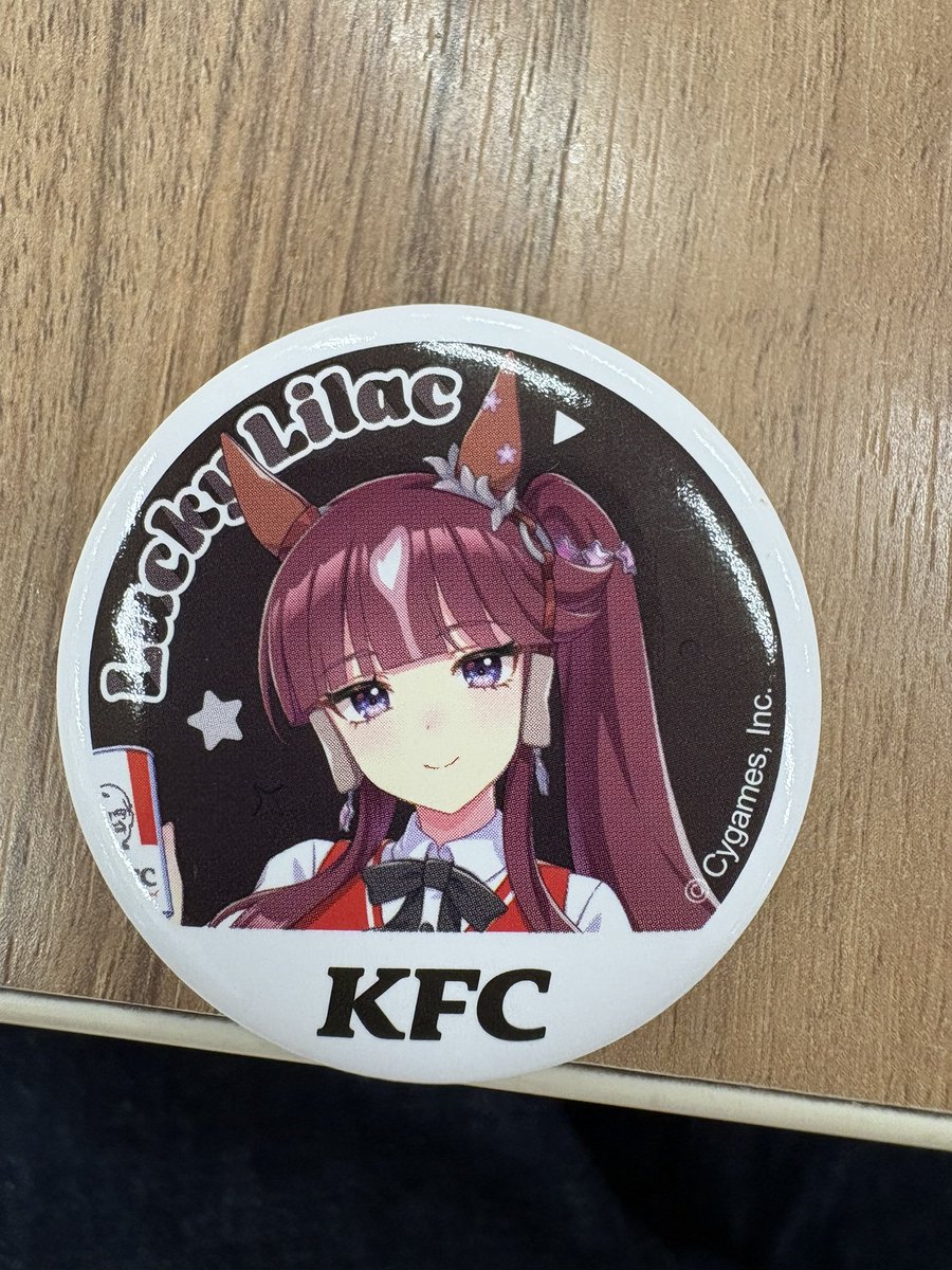 z27ag_cba's tweet photo. カードは全員集合仕様。
缶バッジはラッキーライラック
(ラララのねーちゃん) https://t.co/ncNj1Jb7AU